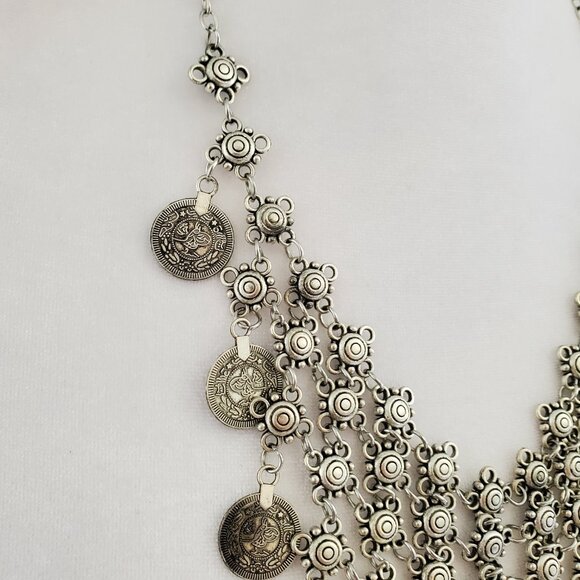 Vtg Boho Coin Bib Necklace Rustic Silver Statement Necklace Costume Jewellery - Picture 3 of 7